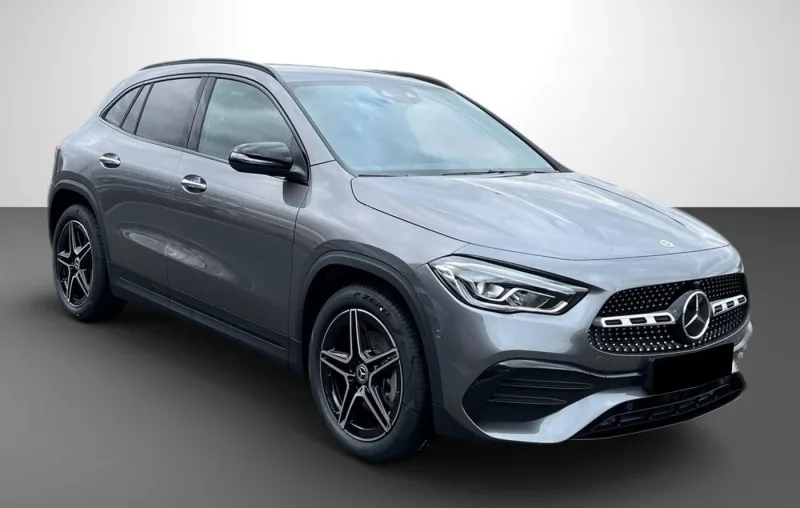 Mercedes-Benz GLA 220 d 4Matic =AMG= Night Package/Distronic Гаранция Image 1